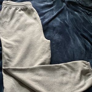 Grey men sweatpants